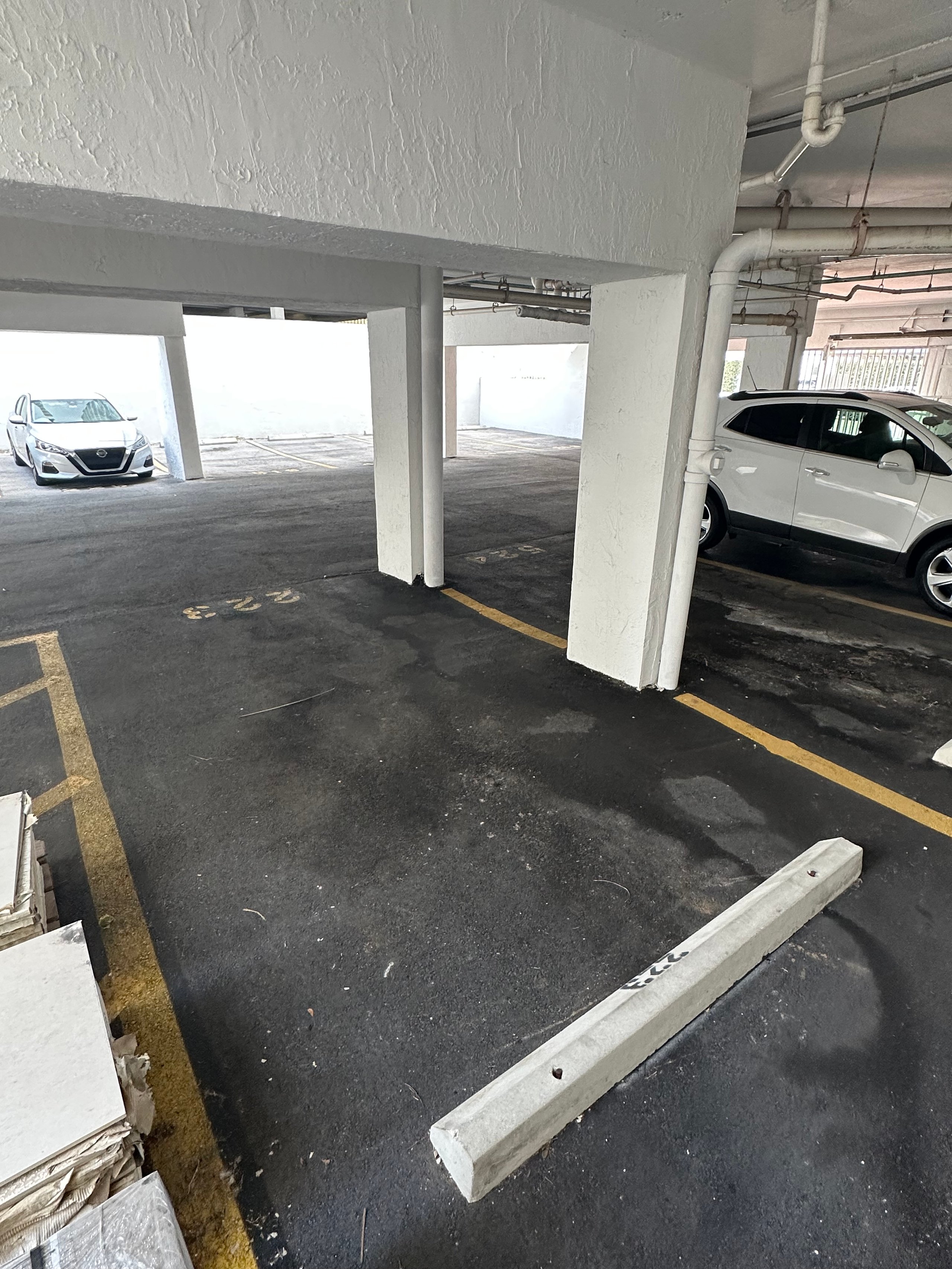 Miami Parking - Find. Compare. Save.
