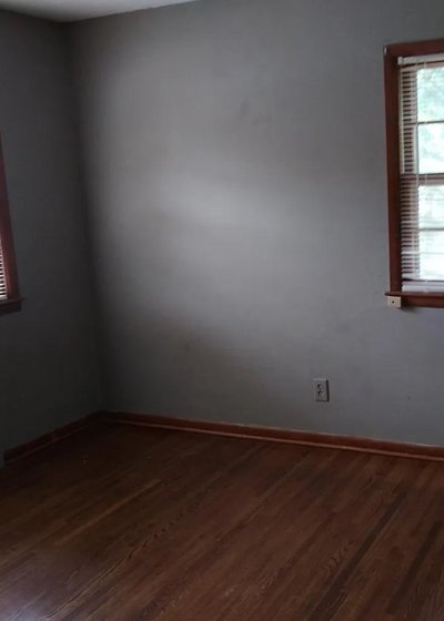 12 x 10 Bedroom in Wichita, Kansas