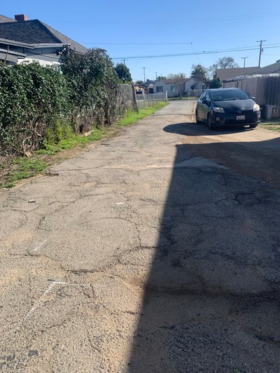 20 x 10 Driveway in Pomona, California near [object Object]