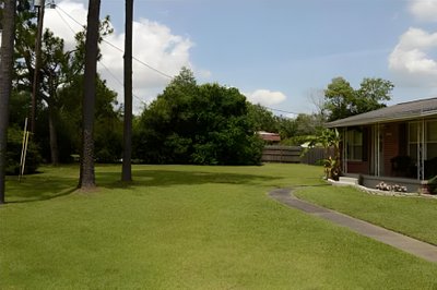 Medium 10×30 Unpaved Lot in Pensacola, Florida