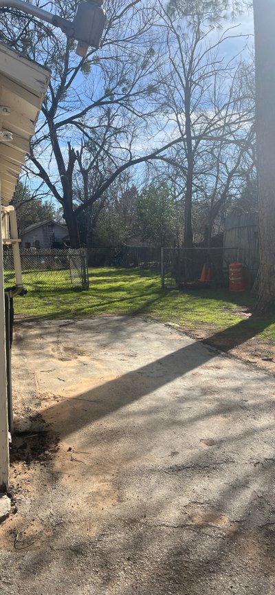 24 x 12 Driveway in Fort Worth, Texas