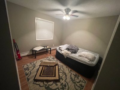 Small 10×15 Bedroom in Minneapolis, Minnesota