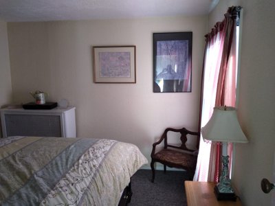 Small 10×10 Bedroom in Tarrytown, New York