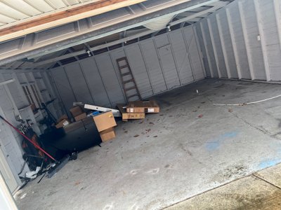 32×22 self storage unit at 805 Davis St Wyandotte, Michigan