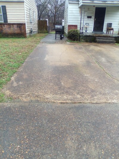 Small 20×20 Driveway in Memphis, Tennessee