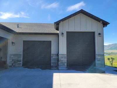 Medium 10×30 Garage in Huntsville, Utah