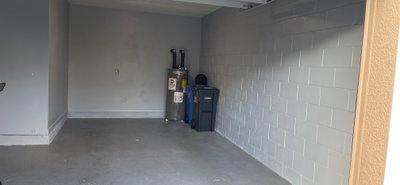 Medium 10×20 Garage in East Lake, Florida