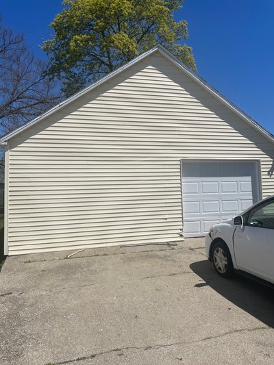 15 x 30 Garage in Muskegon, Michigan