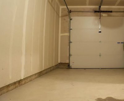 20 x 10 Garage in Aloha, Oregon