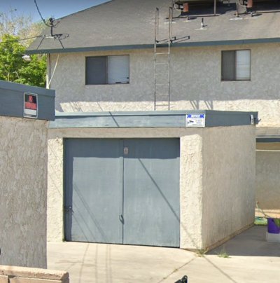10 x 8 Garage in Lancaster, California