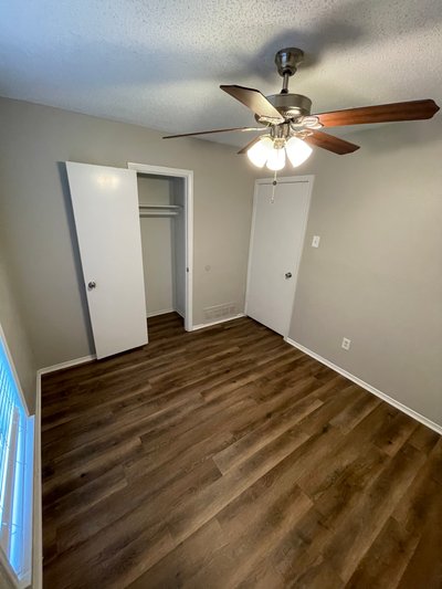 Small 5×10 Bedroom in Garland, Texas
