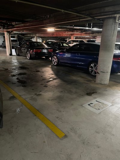 10 x 20 Parking Garage in Glendale, California near [object Object]