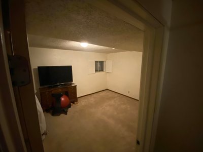 Small 5×10 Bedroom in Aurora, Colorado