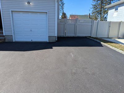 Large 20×20 Driveway in Bethpage, New York