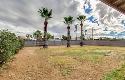 Large 20×20 Unpaved Lot in Chandler, Arizona