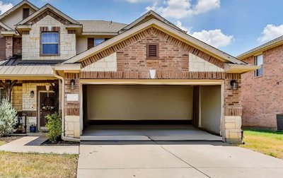 Large 20×20 Garage in Euless, Texas