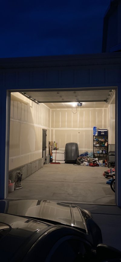 25 x 10 Garage in West Point, Utah
