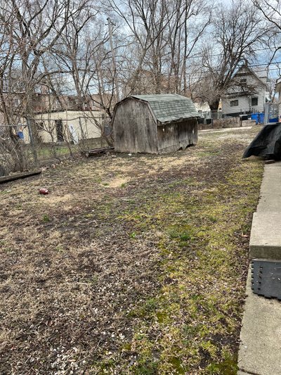 60 x 25 Unpaved Lot in Chicago, Illinois near [object Object]