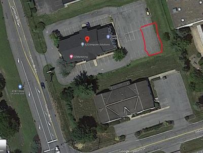 Large 10×40 Parking Lot in Lancaster, Pennsylvania