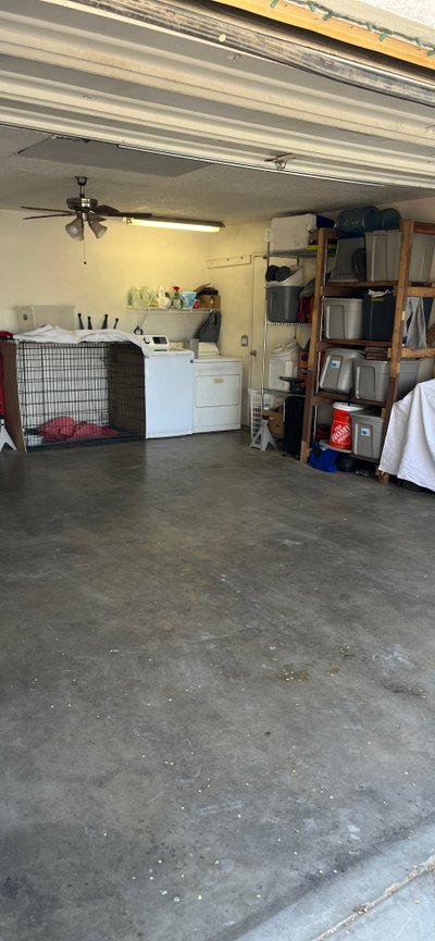 20 x 10 Garage in Hesperia, California near [object Object]