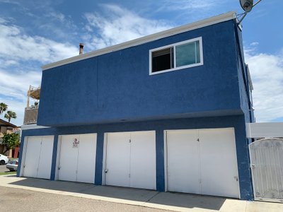 22 x 8 Garage in Huntington Beach, California