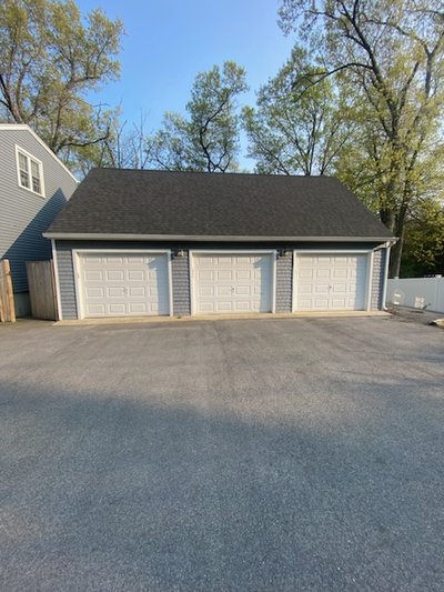 20×10 Garage in Northborough, Massachusetts
