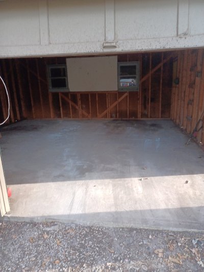 20×20 Garage in Independence, Missouri