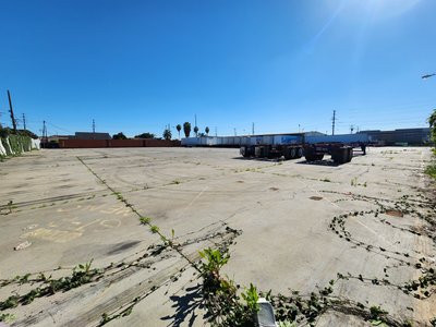 20 x 10 Parking Lot in Huntington Park, California near [object Object]
