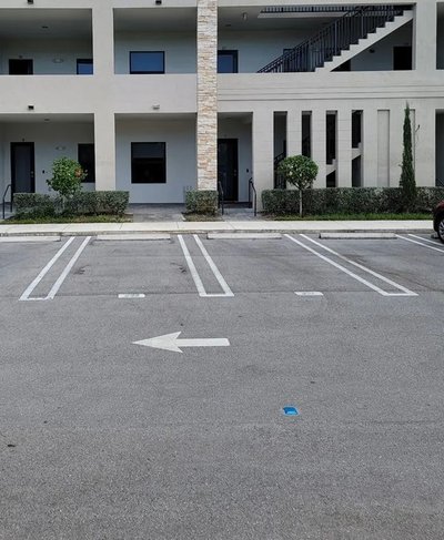 20 x 10 Parking Lot in Doral, Florida
