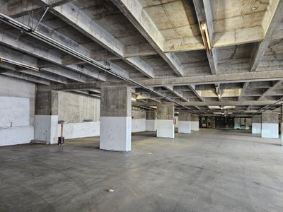 20 x 10 Parking Garage in Long Beach, CA near [object Object]