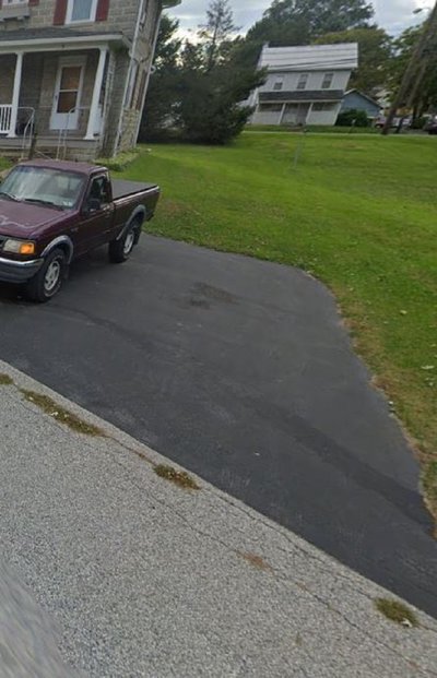 Small 20×20 Driveway in Willow Street, Pennsylvania