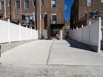 30 x 15 Driveway in Forest Hills, New York