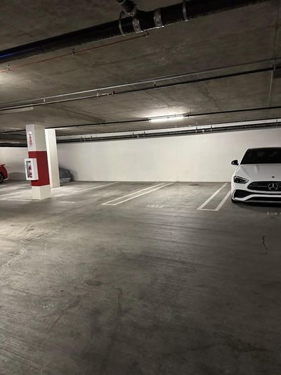 Medium 10×20 Parking Garage in Santa Clara, California