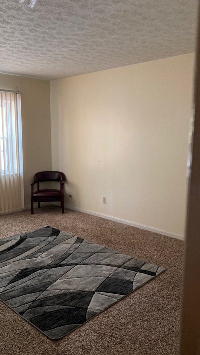 Small 10×15 Bedroom in Louisville, Kentucky