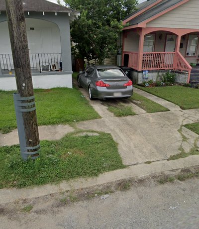 45×12 Driveway in New Orleans, Louisiana
