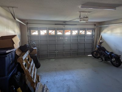 Large 20×20 Garage in Pensacola, Florida