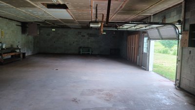 Large 25×30 Garage in LaFayette, Georgia