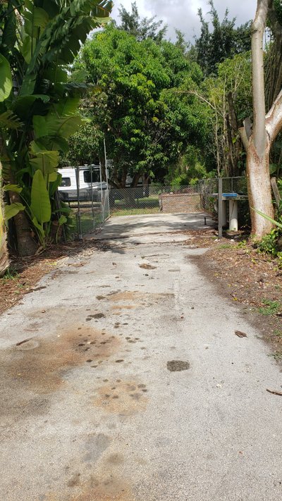 40 x 14 Driveway in Miami, Florida near [object Object]