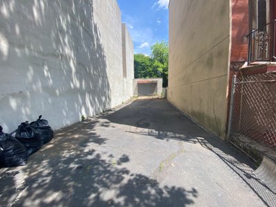 20×10 Driveway in Jersey City, New Jersey