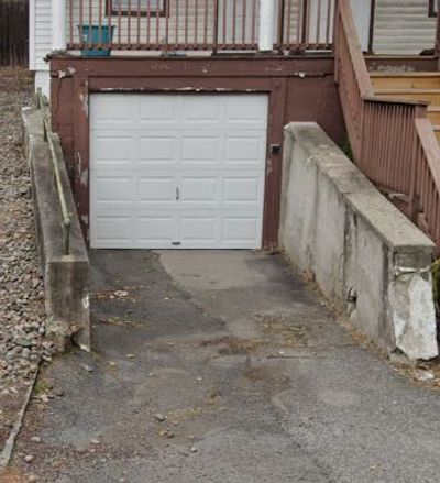 40 x 10 Garage in Chester, New York near [object Object]