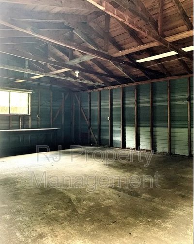 Medium 20×30 Garage in Memphis, Tennessee