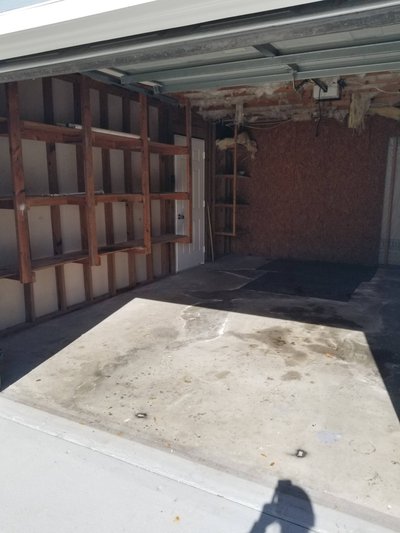 Small 10×15 Garage in Palm Harbor, Florida