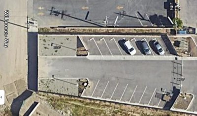 21 x 10 Parking Lot in Bakersfield, California near [object Object]