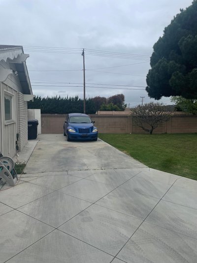 30×10 Driveway in Huntington Beach, California