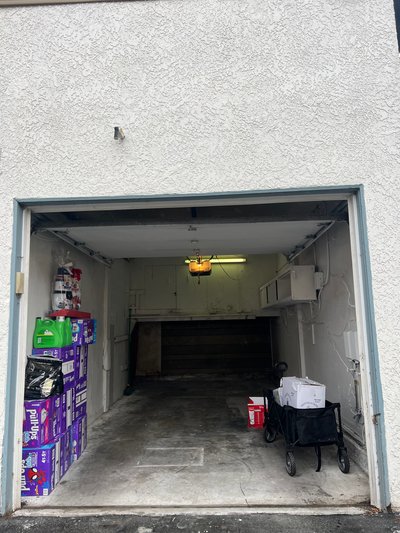 20 x 12 Garage in Garden Grove, California near [object Object]