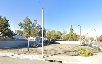 20 x 10 Parking Lot in Riverside, California