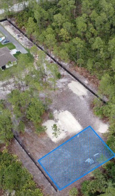 40 x 20 Unpaved Lot in Naples, Florida