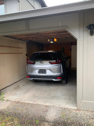 20 x 10 Garage in Redmond, Washington