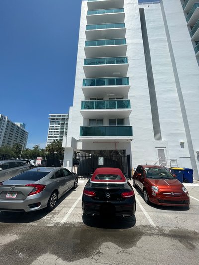 20 x 10 Parking Lot in Miami Beach, Florida