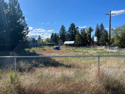 40 x 20 Unpaved Lot in Bend, Oregon